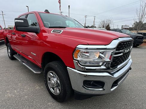 Used 2024 RAM 2500 Big Horn w/ Bed Utility Group image 5