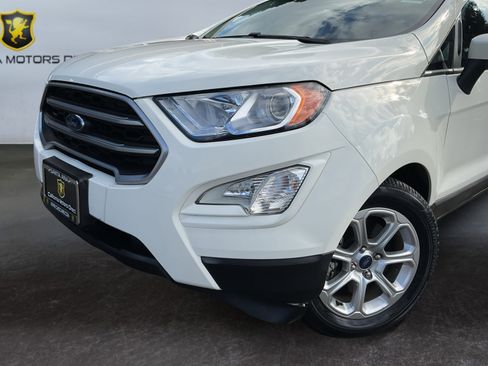 Used 2020 Ford EcoSport SE image 9