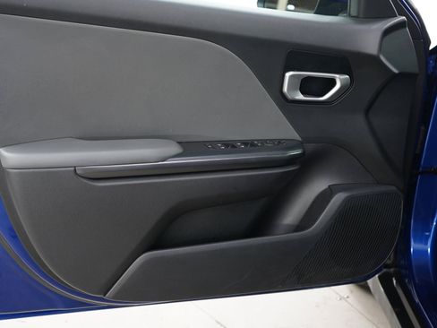 Used 2025 Kia K4 FWD image 17