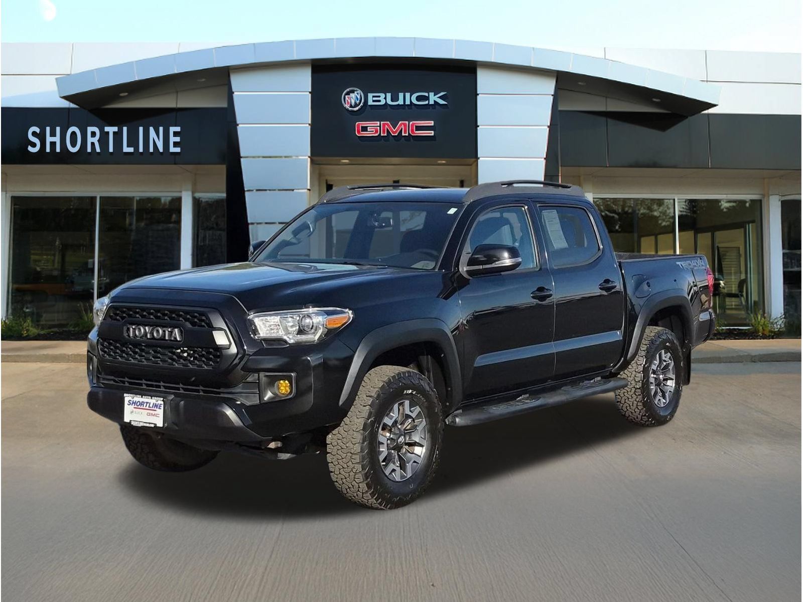 Used 2016 Toyota Tacoma TRD Off-Road AWD/4WD image 7