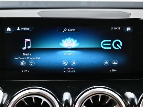 Used 2023 Mercedes-Benz EQB 300 4MATIC w/ Exclusive Package image 26