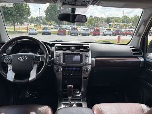 Used 2014 Toyota 4Runner Limited AWD/4WD image 10
