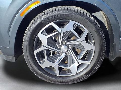 Used 2022 Hyundai Palisade Calligraphy w/ Winter Package image 12