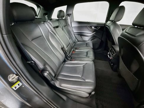 Used 2018 Audi Q7 3.0T Premium Plus w/ Premium Plus Package AWD/4WD image 29