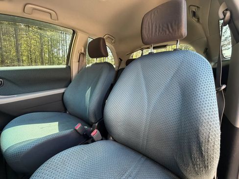 Used 2007 Toyota Yaris 2-Door Hatchback w/ Convenience Pkg FWD image 10
