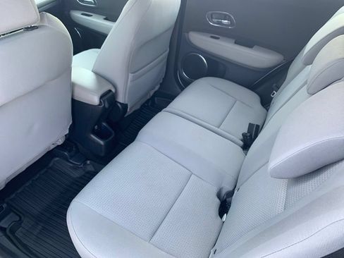Used 2021 Honda HR-V EX image 17