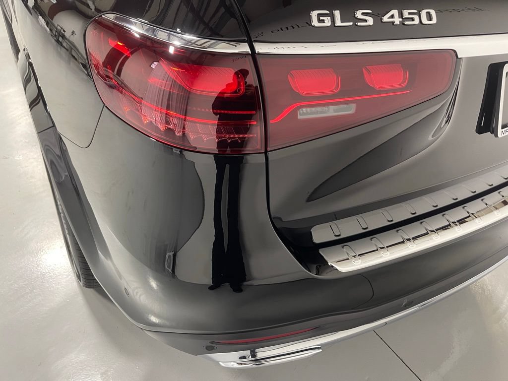 Used 2026 Mercedes-Benz GLS 450 4MATIC image 13