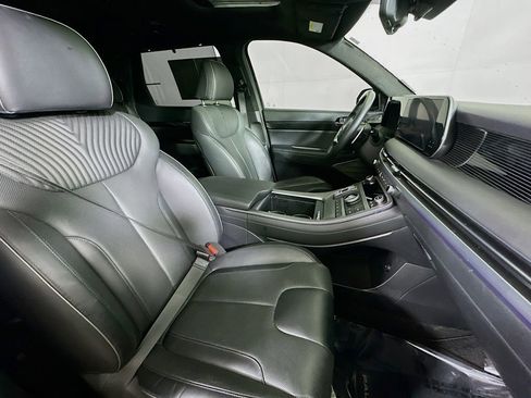 Used 2024 Hyundai Palisade Calligraphy FWD image 12