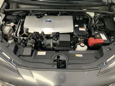 Used 2022 Toyota Prius image 8