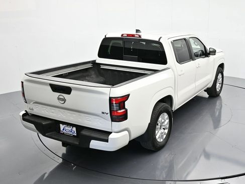 Used 2023 Nissan Frontier SV w/ SV Convenience Package image 32