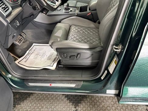 Used 2018 Audi SQ5 Premium Plus w/ S Sport Package image 21