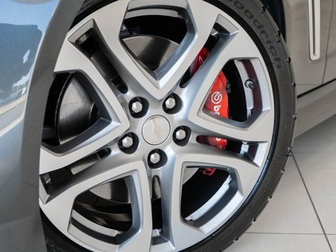 Used 2017 Chevrolet SS image 2