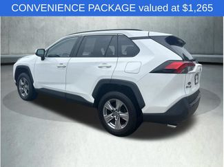 Used 2022 Toyota RAV4 XLE w/ Convenience Package AWD/4WD video 3