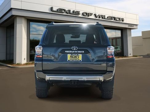 Used 2022 Toyota 4Runner TRD Off-Road Premium image 5