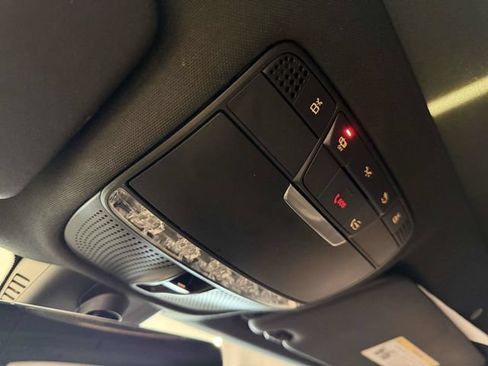 Used 2021 Mercedes-Benz C 300 4MATIC Sedan image 28