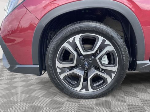 Used 2023 Subaru Ascent Limited image 17