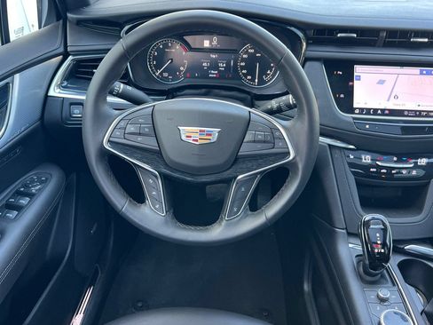 Used 2024 Cadillac XT5 Premium Luxury FWD image 19