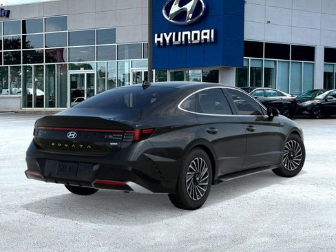 New 2026 Hyundai Sonata Limited FWD image 4
