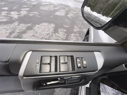 Used 2024 Toyota 4Runner Limited image 23