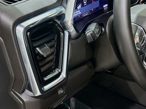 Used 2025 GMC Canyon Elevation w/ Convenience Package RWD image 10