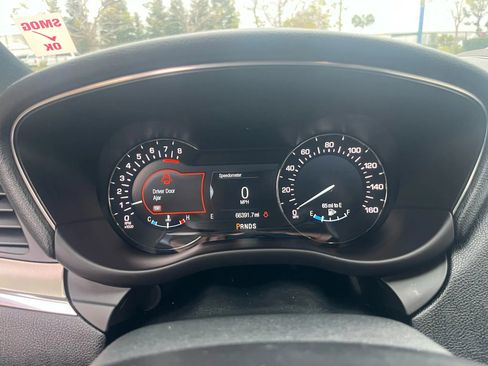 Used 2017 Lincoln MKC Select w/ Select Plus Package image 20