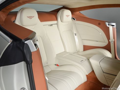 Used 2022 Bentley Continental GT image 34