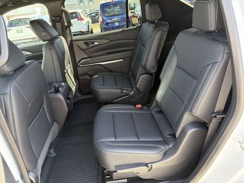 New 2026 Chevrolet Traverse LT w/ Midnight/Sport Edition image 23