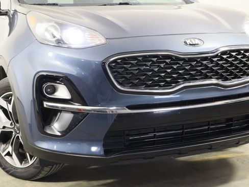 Used 2020 Kia Sportage EX image 41