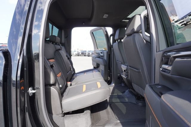 Used 2025 GMC Sierra 3500 AT4 w/ AT4 Premium Plus Package AWD/4WD image 26