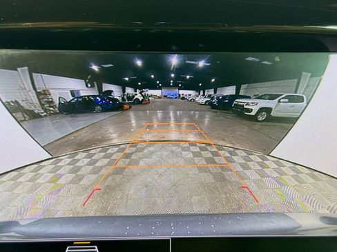 Used 2024 Chevrolet Traverse LS w/ Safety Package image 18