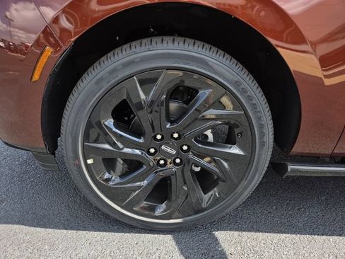 New 2027 Lincoln Navigator Reserve RWD image 24