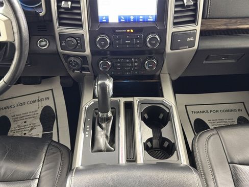 Used 2020 Ford F150 Lariat image 22