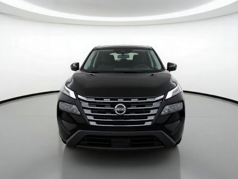 Used 2025 Nissan Rogue SV FWD image 2