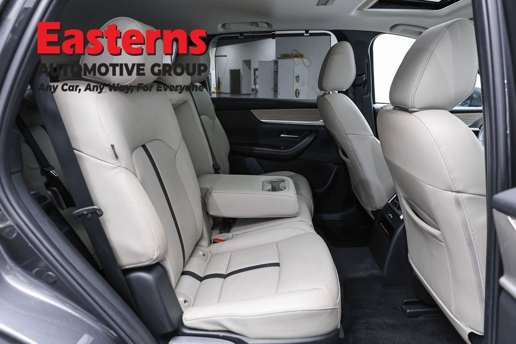 Used 2024 MAZDA CX-90 Plug-In Hybrid w/ Preferred AWD/4WD image 27