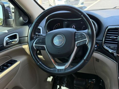 Used 2019 Jeep Grand Cherokee Limited w/ Trailer Tow Group IV RWD image 13