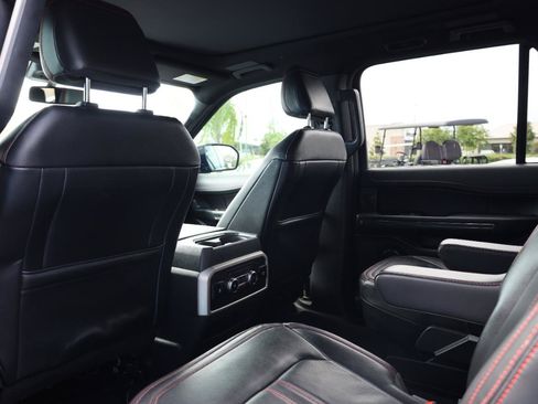 Used 2022 Ford Expedition Max Limited AWD/4WD image 17