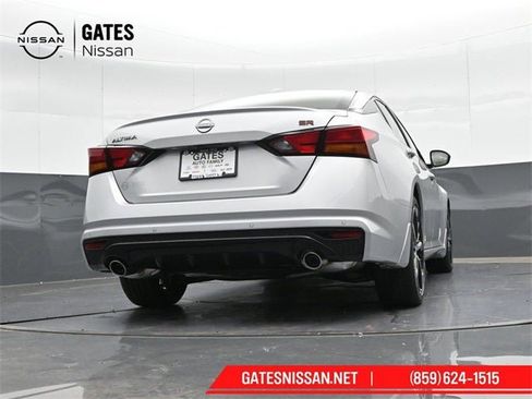 New 2025 Nissan Altima 2.5 SR image 40