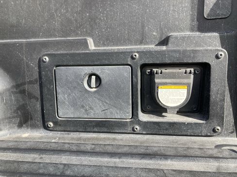 Used 2020 Toyota Tacoma TRD Sport w/ Technology Package image 35