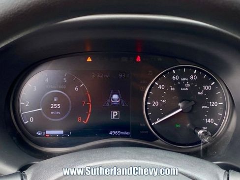 Used 2022 Nissan Kicks SV FWD image 21