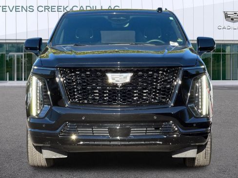 Certified 2025 Cadillac Escalade Sport w/ LPO, ONYX Package AWD/4WD image 8