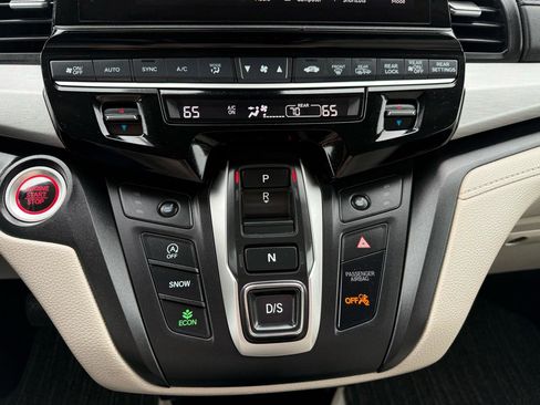 Used 2025 Honda Odyssey EX-L image 40