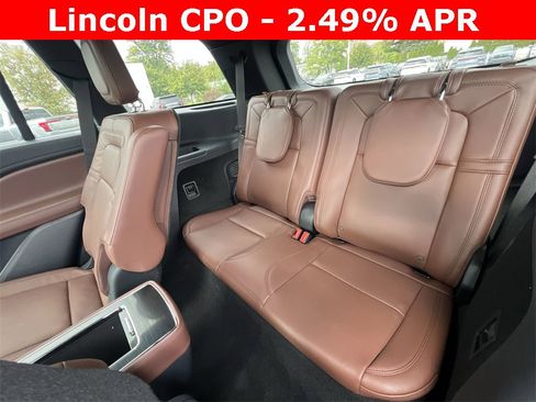 Certified 2025 Lincoln Aviator Reserve w/ Luxury Package image 32