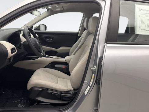 Used 2024 Honda HR-V LX image 11