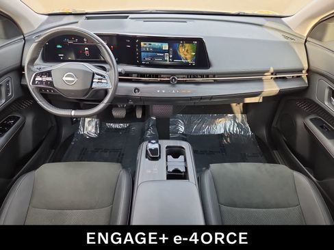 Used 2024 Nissan Ariya AWD image 14
