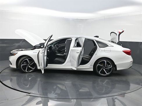 Used 2022 Honda Accord Sport image 34