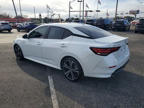 Used 2023 Nissan Sentra SR image 3