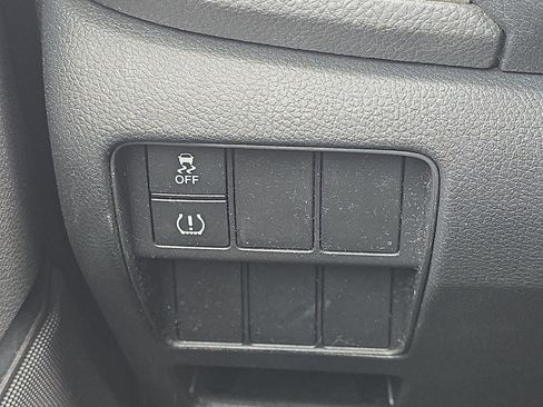 Certified 2017 Honda CR-V LX image 22