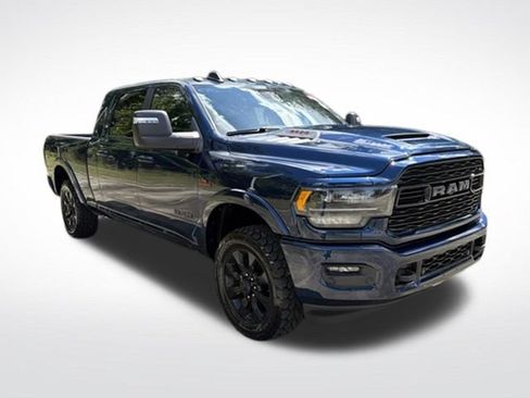 Used 2023 RAM 2500 Limited w/ Night Edition AWD/4WD image 9