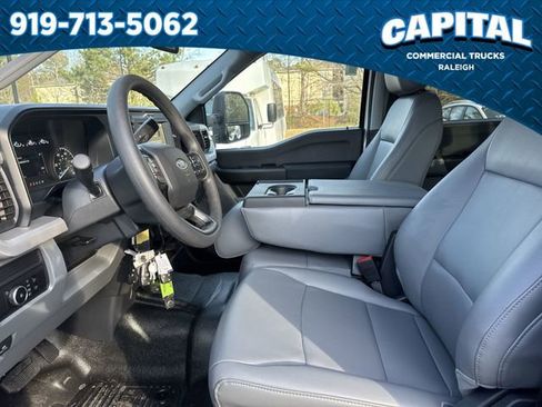 New 2026 Ford F350 XL w/ XL Chrome Package image 18