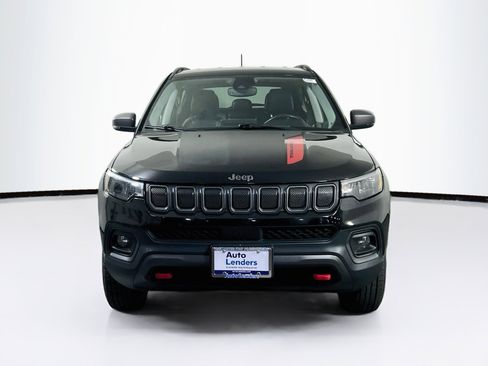 Used 2022 Jeep Compass Trailhawk w/ Trailhawk Convenience Group AWD/4WD image 2